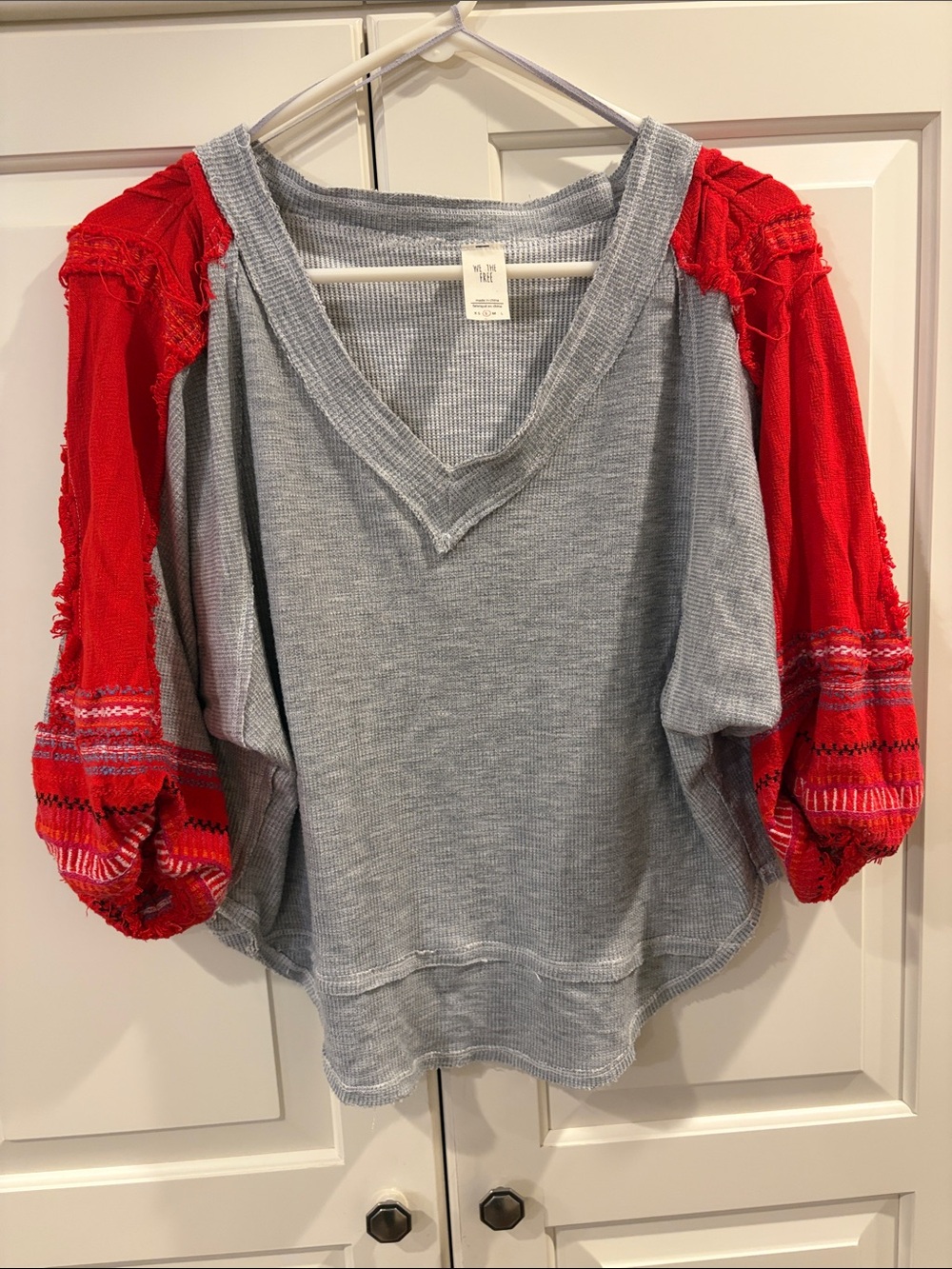 We The Free Gray V-Neck Pullover with Red Embroidered Balloon Sleeves